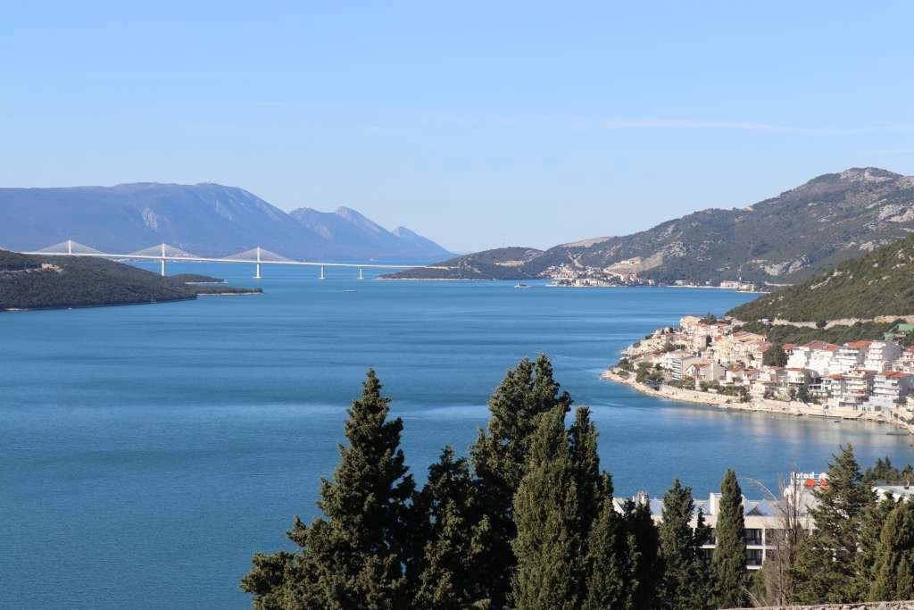 U Neumu jutros 23 stepena, u cijeloj BiH poslijepodne naoblačenje, kiša i pljuskovi